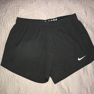 Wms Nike Shorts